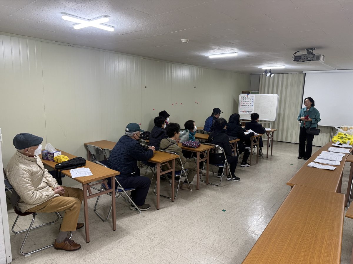 노인일자리 사업 활동 사진 12